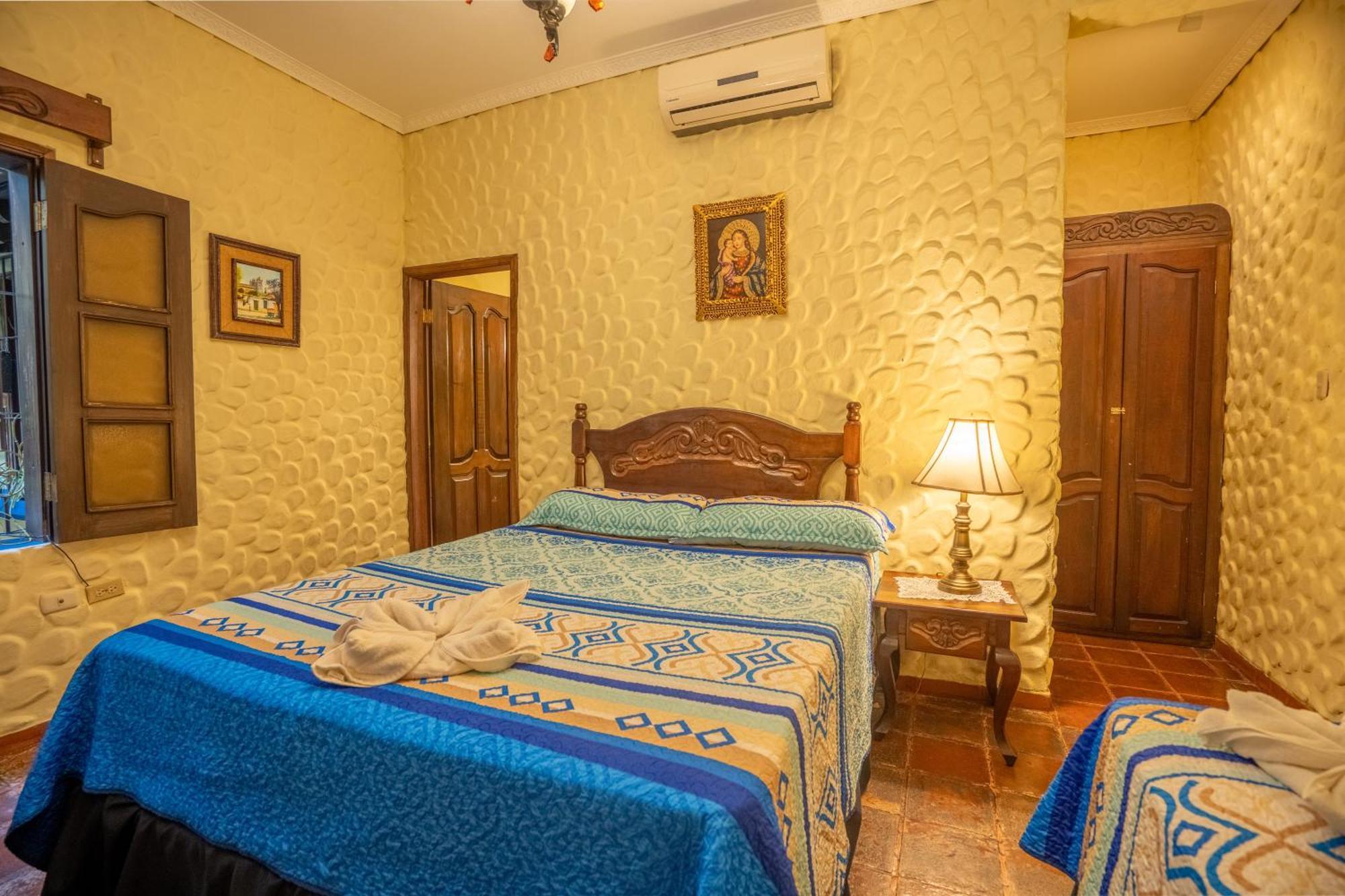 Hotel Caxa Real Comayagua Exteriör bild